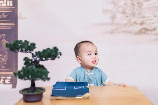 孟州宝宝腿纹不对称怎么办 孟州宝宝腿纹不对称怎么办